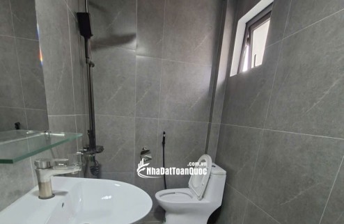 Bán nhà- Khuyến Lương- Hoàng Mai- 36m2- Lô góc - mặt tiền 4.8 m, 7 tầng thang máy – chào 8.2 tỷ