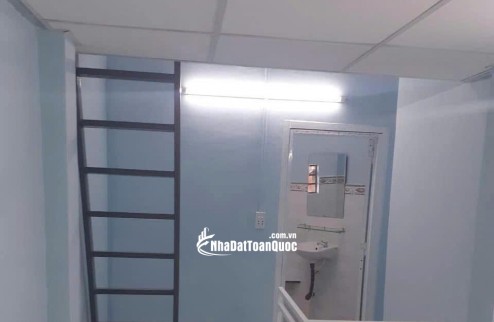 Nhà Quận 4 DTSD40m2 giá 1,590 tỷ Sổ Hồng