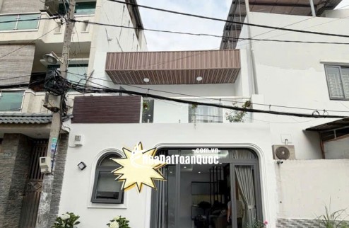 BÁN NHÀ 1/ ĐƯỜNG TÂY THẠNH, CÁCH 1 CĂN RA MT, 2 TẦNG ĐÚC MỚI 42M2 CHỈ 5.X TỶ. LH:0788671728.