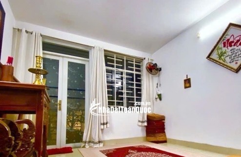  BÁN NHÀ 52m² - 3 TẦNG - BTCT – HẺM Ô TÔ - LINH ĐÔNG THỦ ĐỨC