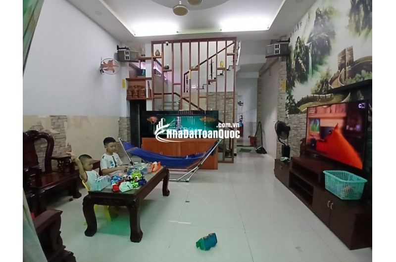 Bán nhà 3 tầng đường Trần Thị Điệu, Phường  Phước Long B, Q9, Thủ Đức, TP HCM. DT - 95m2, 3 tầng. Giá 7.3 tỷ, SHR - 0933125879