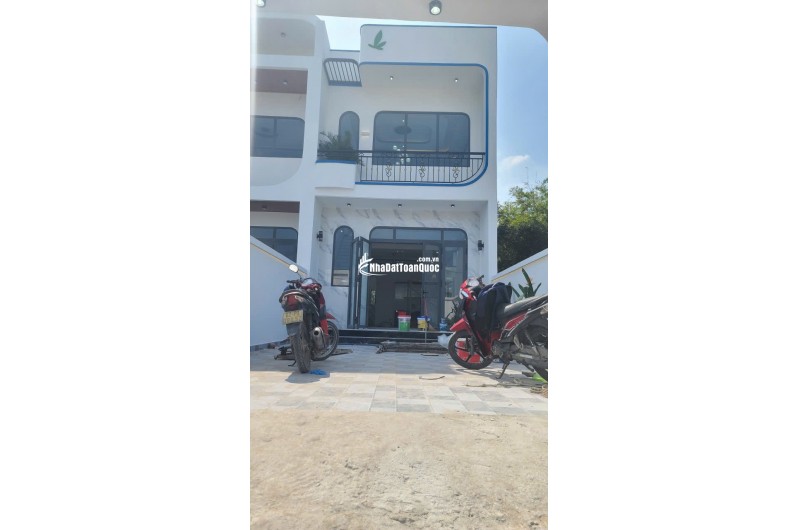  “BÁN NHÀ 2 TẦNG MỚI XÂY CHÍNH CHỦ  ”  123M2  giá 2.15 TỶ   - Mỹ hạnh nam   - Đức hòa   -  long an 