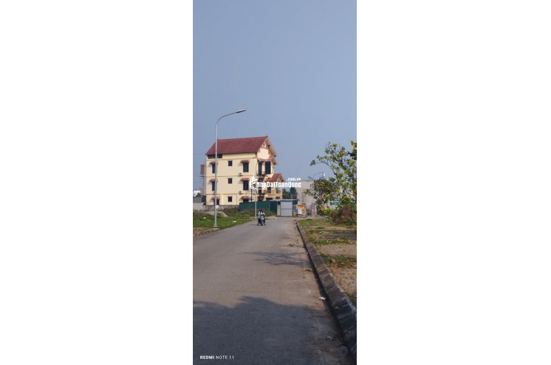 BÁN ĐẤT THỔ CƯ CẠNH GA METRO CỔNG ĐHQG, GIÁP LEGACY PHÚ CÁT CHỈ 3 TỶ NHỈNH.