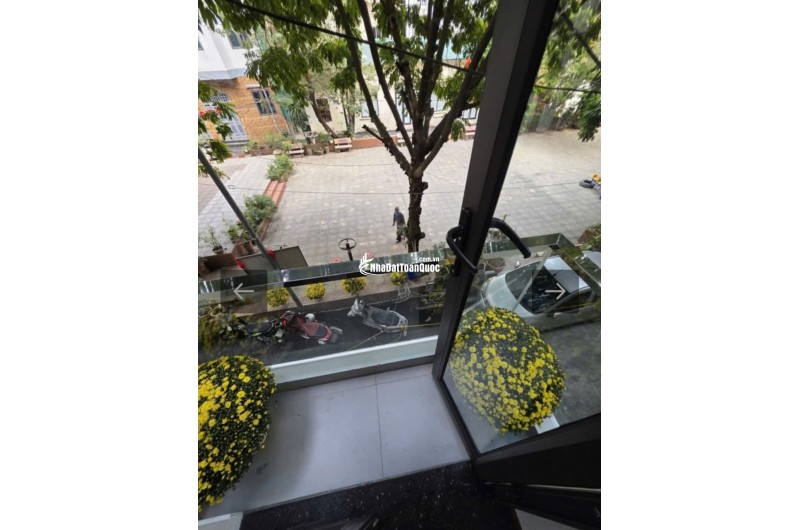 P/ LÔ NGUYỄN VĂN TRỖI – Ô TÔ TRÁNH – SÂN CHƠI – THANG MÁY  
55m NHÀ 5 TẦNG