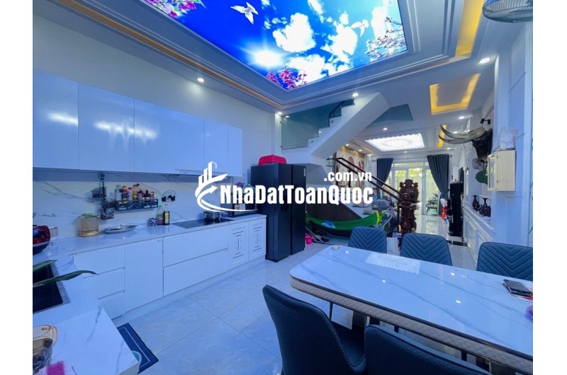 Nhà mặt tiền Thạnh Lộc 57 Q12 4x16.5 66m2 3 tầng giá 5.x tỷ