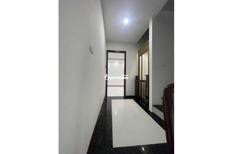 Bán nhà đẹp, thiết kế hiện đại, 36m2, tại Lò Đúc, 11-12  tỉ, Nhà đẹp, hướng Nam, 5 tầng thang máy