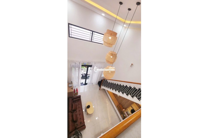 Bán nhà nát tặng GPXD HXH Quang Trung thông thương ngang 4m 56m2 tiện xây siêu phẩm chỉ 5.6 tỷ.