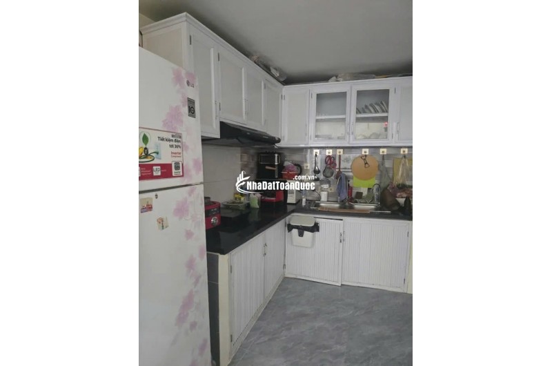 !: LÔ GÓC - NGÕ 3 GÁC - GẦN PHỐ  Bán nhà Đống Đa