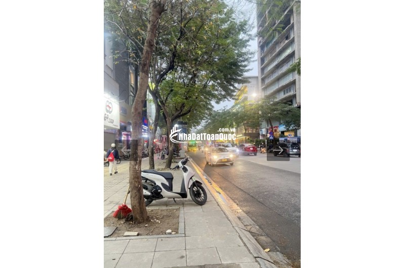 PHỐ Thái Hà ! NHÀ LÔ GÓC 3 THOÁNG ÔTÔ  – NGÕ THÔNG  – 5 TẦNG – GIÁ 18.2 TỶ