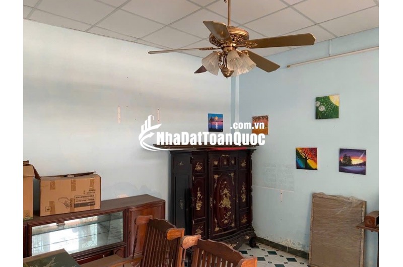 Bán gấp rút nhà hai mặt tiền ngang 6m 56m2 hẻm xe hơi đường Quang Trung Gò Vấp nhỉnh 5tỷ.