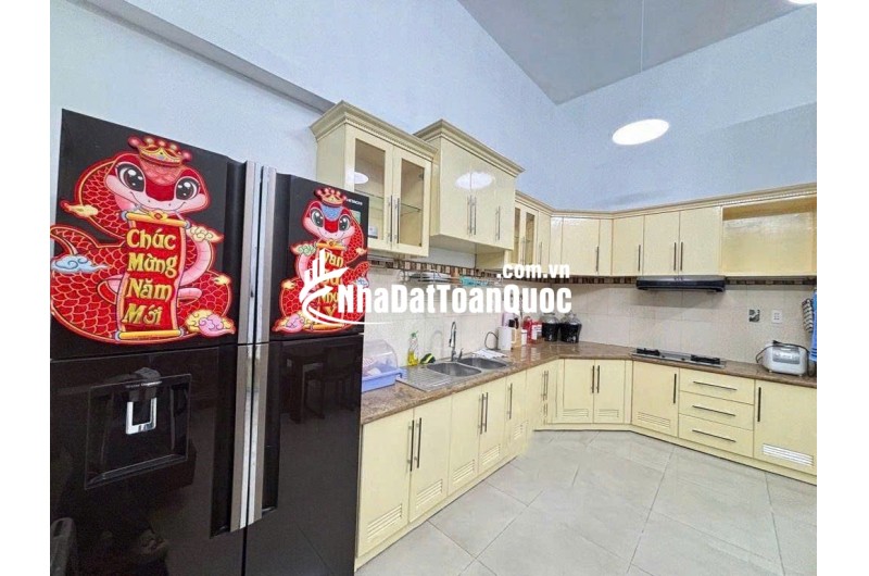 Bán gấp rút nhà hai mặt tiền ngang 6m 56m2 hẻm xe hơi đường Quang Trung Gò Vấp nhỉnh 5tỷ.