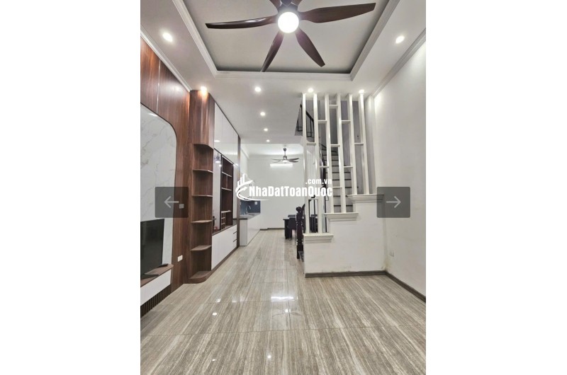 49M² – 4 TẦNG – MT 3.9M – Ô TÔ TRÁNH – TRUNG TÂM Hoàng Văn Thái  GIẢM CÒN 12,3 TỶ