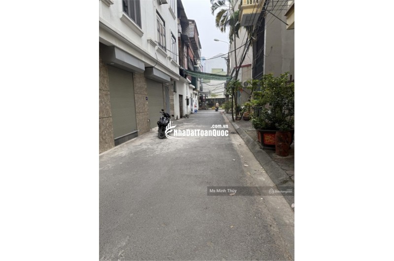 Bán đất tại Phúc Thịnh, Diện tích 67m2 ngõ to ô tô tránh vỉa hè rộng. Sổ vuông đẹp giá 14 tỷ