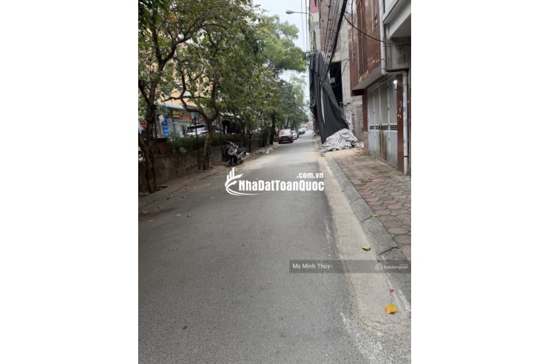 Bán đất tại Phúc Thịnh, Diện tích 67m2 ngõ to ô tô tránh vỉa hè rộng. Sổ vuông đẹp giá 14 tỷ