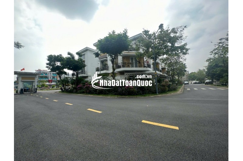 BÁN NHÀ BIỆT THỰ GÓC 2 MẶT TIỀN VIEW CÔNG VIÊN - HỒ BƠI DỰ ÁN LOVERA PARK KHANG ĐIỀN BÌNH CHÁNH (VIEW ĐẸP)