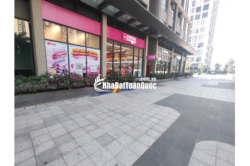 Cho Thuê Shop Chân Đế Khu Đô Thị Vinhomes Smart City 150000 cư dân
