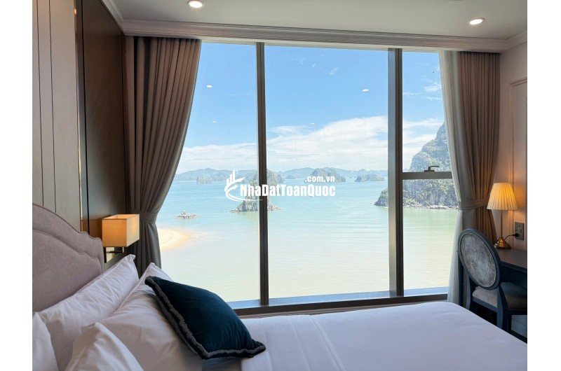 Căn ngoại giao toà A đẹp nhất Crystal Vân Đồn 34m² tầng trung, chỉ 400 triệu ký HĐMB. Giá chỉ 2.3tỷ