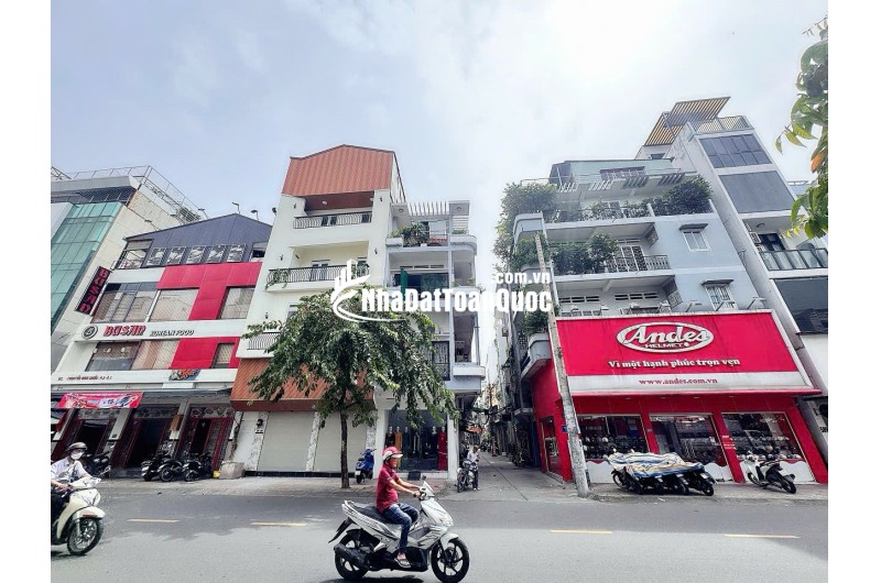 BÁN NHÀ MẶT TIỀN KD Đ.NGUYỄN ĐÌNH CHIỂU, P.BÀN CỜ, QUẬN 3 - NGANG HIẾM 6M*10M - CHÍNH CHỦ* LIÊN HỆ GIANG GIANG: 093.86.76.685