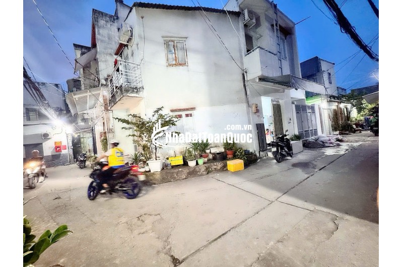 BÁN NHÀ 2 TẦNG MỚI - HXH 7M Đ.LÊ VĂN LƯƠNG, P.TÂN HƯNG, QUẬN 7 - CHÍNH CHỦ 1 ĐỜI CHƯA QUA ĐẦU TƯ* LIÊN HỆ GIANG GIANG: 093.86.76.685