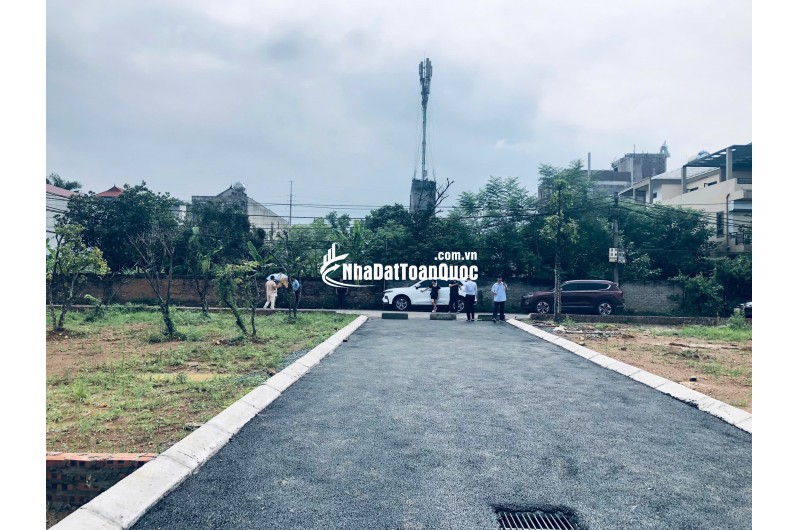  BÁN ĐẤT PHÚ CÁT – HÒA LẠC Vị trí đẹp – đường ô tô – gần FPT, Viettel, VinUni  bán gấp mảnh đất thổ cư,  trung tâm khu công nghệ cao Hòa Lạc