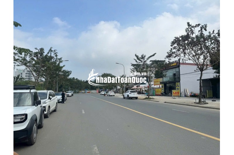 RẺ NHÂT HOÀ LẠC, VIEW HỒ, ĐƯỜNG ÔTÔ TRÁNH, CÁCH ĐẠI HỌC FPT 3KM, ĐHQG 1.5KM, 115M2, LÔ GÓC