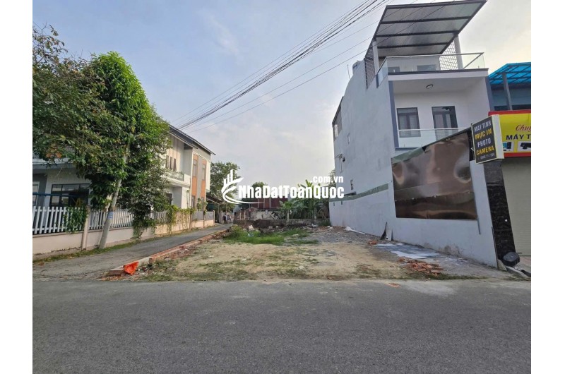 RẺ NHÂT HOÀ LẠC, VIEW HỒ, ĐƯỜNG ÔTÔ TRÁNH, CÁCH ĐẠI HỌC FPT 3KM, ĐHQG 1.5KM, 115M2, LÔ GÓC