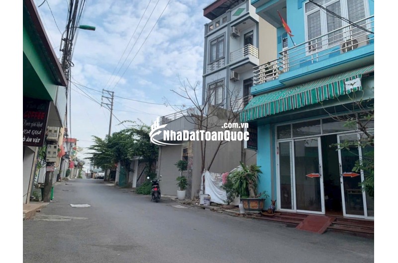 RẺ NHÂT HOÀ LẠC, VIEW HỒ, ĐƯỜNG ÔTÔ TRÁNH, CÁCH ĐẠI HỌC FPT 3KM, ĐHQG 1.5KM, 115M2, LÔ GÓC