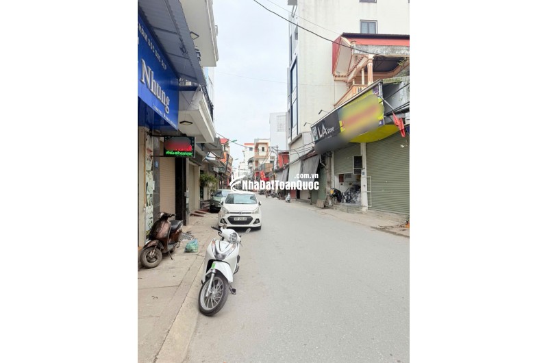 BÁN GẤP LÔ 127M,MT 6.1M, TÂN XÃ,HOÀ LẠC.GẦN ĐH FPT, CNC, TRỤC CHÍNH KINH DOANH.GIÁ CHỈ 3.6 TỶ