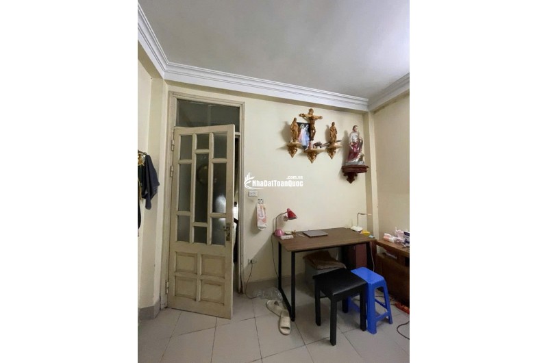 NHÀ RIÊNG  YÊN HOÀ - GẦN TRƯỜNG HỌC- PHÙ HỢP GIA ĐÌNH TRẺ GẦN PHỐ- TIỆN ÍCH ĐẦY ĐỦ