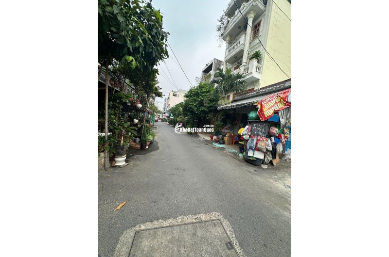 Bán nhà ngõ Phan Văn Trị, Bình Thạnh: 101m2, 2PN, 50m ra Phạm Văn Đông sổ hồng, 11.5 tỷ – Cơ hội vàng an cư, đầu tư,vị trí trung tâm, giá tốt!