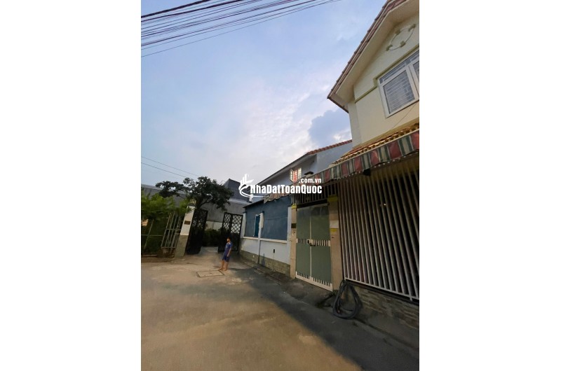 BÁN NHÀ CẤP 4 TRUNG TÂM HIỆP PHÚ, 81M2. GẦN METRO, VINCOM LÊ VĂN VIỆT GIÁ NHỈNH 5 TỶ