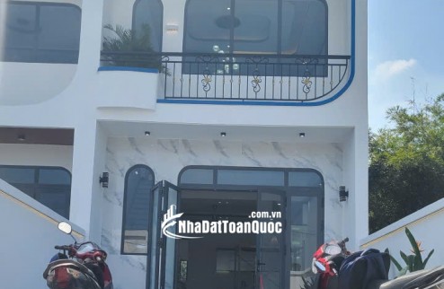  “BÁN NHÀ 2 TẦNG MỚI XÂY CHÍNH CHỦ  ”  123M2  giá 2.15 TỶ   - Mỹ hạnh nam   - Đức hòa   -  long an 