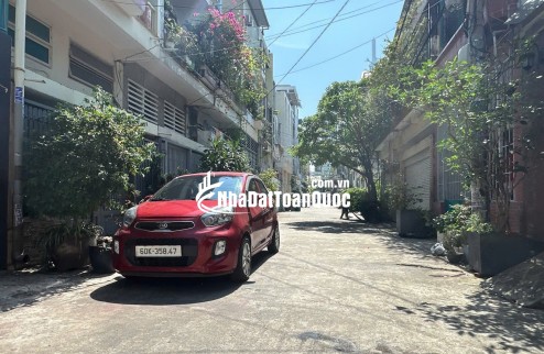 Bán nhà nát tặng GPXD HXH Quang Trung thông thương ngang 4m 56m2 tiện xây siêu phẩm chỉ 5.6 tỷ.