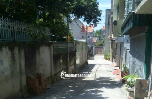 Bán gấp 100m đất-sổ đỏ, chính chủ (3,5 tỷ) –Ngõ 86, tổ 3, khu 9, Cọc 8 -Phường Hạ Long- QN.