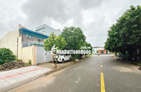 Bán lô PHAN KHÔI (6X21) - Hoà Xuân- Cẩm Lệ .DT 126m2 giá 5ty8 thương lượng lH 0942992361