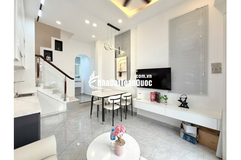 NHÀ ĐẸP 4TẦNG – NGUYỄN VĂN TRỖI, PHÚ NHUẬN – FULL NỘI THẤT – 5.85 TỶ