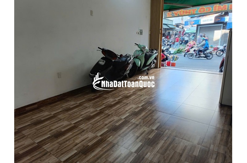 Cho thuê MB 40m2 mặt tiền Ngô Thị Thu Minh, P2, Quận Tân Bình