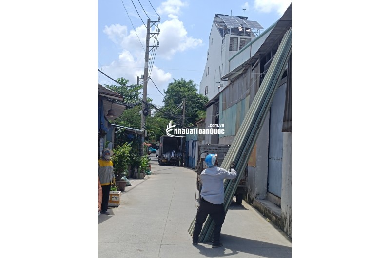 NHÀ CHÍNH CHỦ BÁN Q12 DIỆN TÍCH GẦN 100m2 HẺM OTO SÁT NHÀ -NHÀ ĐẸP -2 TẦNG VÔ Ở NGAY GẦN ĐƯỜNG QUANG TRUNG GO VẤT.