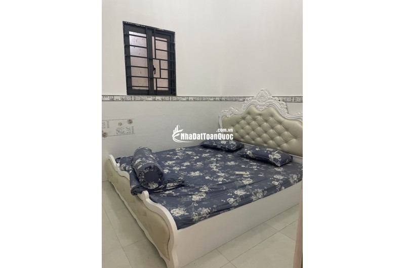 CHÍNH CHỦ NHÀ BÁN HÓC MÔN – 1 TRỆT 1 LẦU – NGANG 4M DÀI 18M .
GIÁ CHỈ HƠN 3TỶ - NHÀ ĐẸP Ở NGAY-GẦN NGÃ TƯ AN SƯƠNG.BÊN XE AN SƯƠNG QUẬN 12