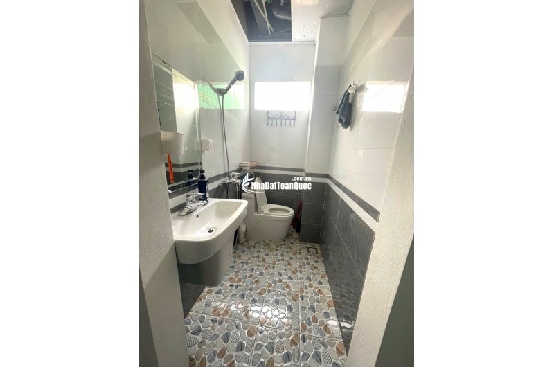 Bán nhà dân xây Liên Mạc Bắc Từ Liêm 50m² – ô tô tránh, dừng đỗ cạnh nhà – 3 thoáng – giá hơn 6 tỷ