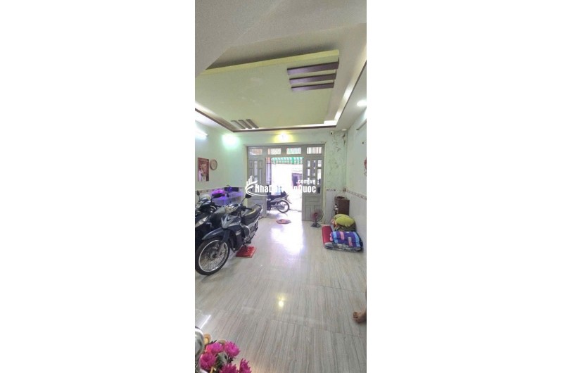 NHÀ BÁN Q12 DIỆN TÍCH GẦN 98m2 HẺM OTO SÁT NHÀ -NHÀ ĐẸP -2 TẦNG VÔ Ở NGAY GẦN ĐƯỜNG QUANG TRUNG GÒ VẤT.