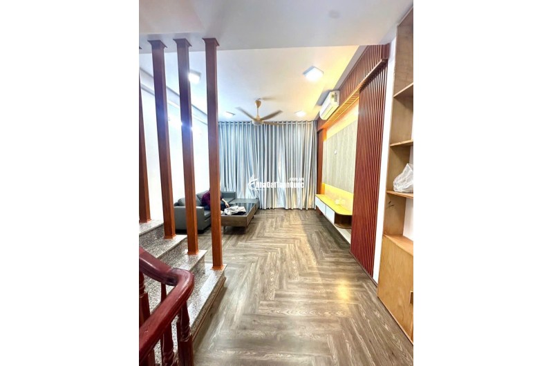 BÁN NHÀ 5 TẦNG DÂN XÂY - ÔTÔ ĐỖ CỬA - SÁT ĐƯỜNG PHAN TRỌNG TUỆ - THANH TRÌ