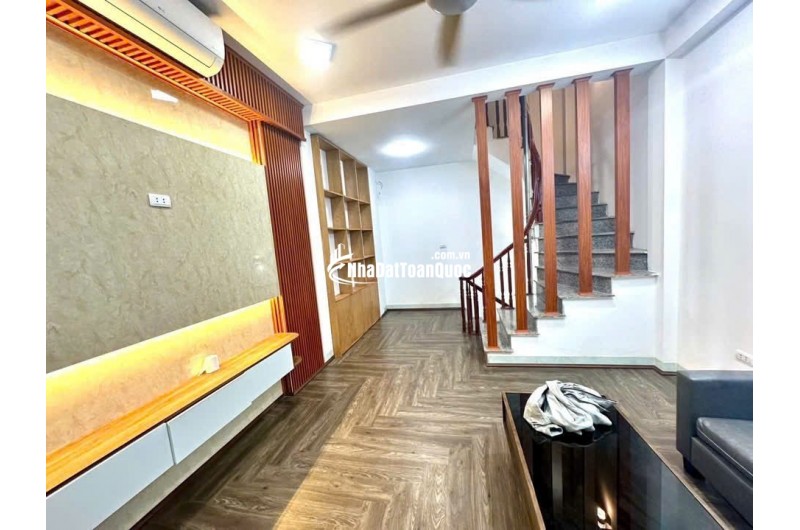 NHÀ MỚI 5 TẦNG DÂN XÂY - ÔTÔ ĐỖ CỬA - PHAN TRỌNG TUỆ - TAM HIỆP - THANH TRÌ