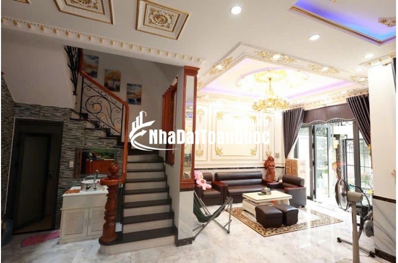 BIỆT THƯ LIỀN KỀ NGUYỄN VĂN QUÁ QUẬN 12 - GIÁP SONG HÀNH, TRƯỜNG CHINH.QUA TÂN BÌNH CHỈ VÀI PHÚT GẦN NHÀ GA T3 NHÀ 4 TẦNG BTCT VÀO Ở NGAY.