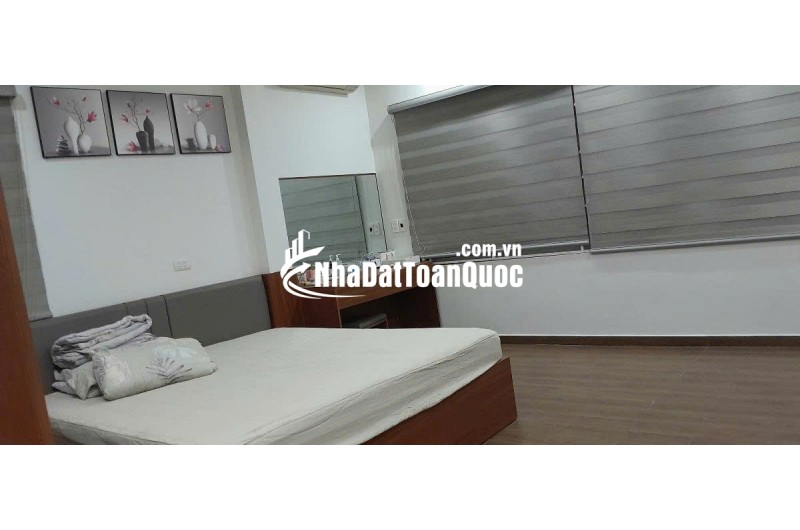 BÁN NHÀ LĨNH NAM NGAY CHỢ SINH VIÊN, GẦN CÁC TRƯỜNG ĐẠI HỌC DT 45M