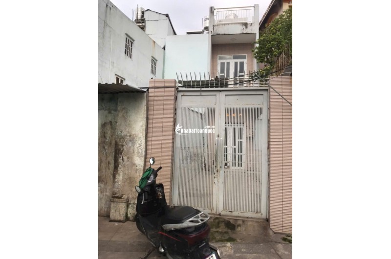 NHÀ 1 TRỆT 2 LẦU BÊ TÔNG CỐT THÉP. MẶT TIỀN LÒ GỐM GIÁ 6TỶ TL. LH:0933279273. 0908279273