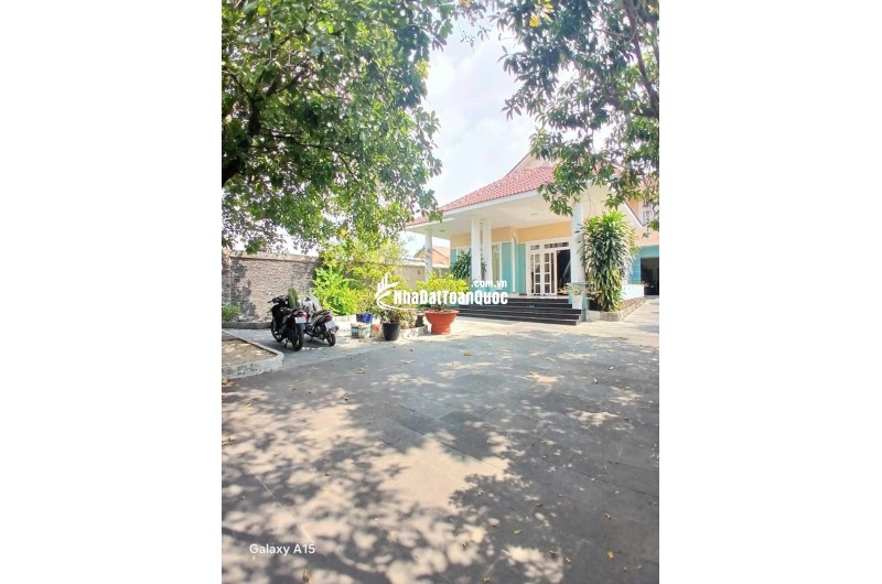 GẤP BÁN BIỆT THỰ MẶT TIỀN THẠNH LỘC QUẬN 12 FULL THỔ CƯ 571M2