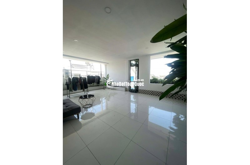 GẤP BÁN CHDV ĐƯỜNG XE TẢI ĐỖ CỬA NGUYỄN VĂN LƯỢNG GÒ VẤP 219M2 - CHỈ 36.5 TỶ