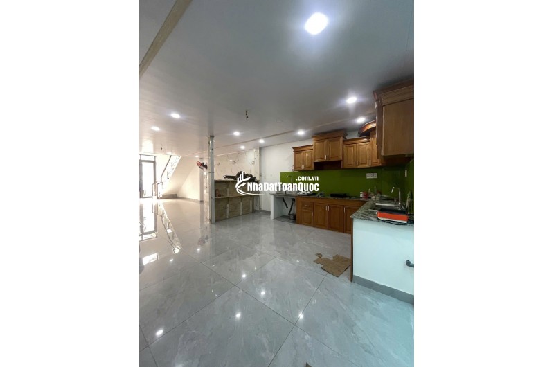 GẤP BÁN NHÀ MẶT TIỀN CHỢ THIẾC LÊ VĂN KHƯƠNG HIỆP THÀNH QUẬN 12 TIỆN KINH DOANH 85M2 - CHỈ 6.5 TỶ