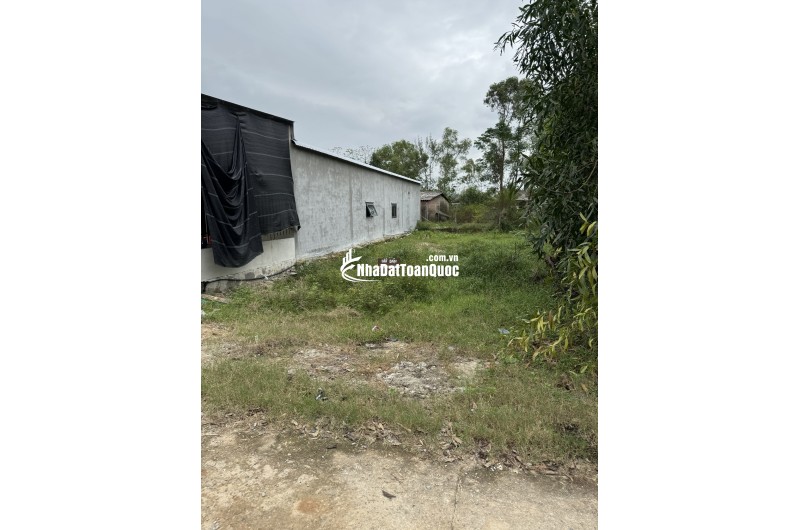 Bán đất tại Phú Gia, Xã Phú Vang, Thành Phố Huế DT: 100 m2 SHR: 620tr. LH: 0906529275